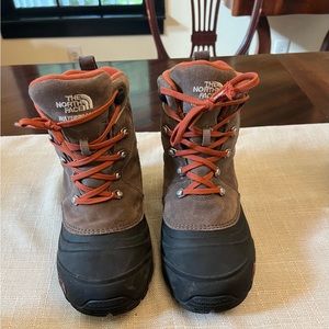 The North Face Chilkat Lace up Waterproof Boy’s Boot